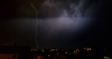S-A RUPT CERUL, LA CONSTANŢA! Spectacolul naturii, surprins în imagini memorabile - 4