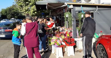 Galerie foto / Şcoala nr. 24 din Constanţa şi-a deschis porţile! Emoţii şi bucurie, în prima zi din noul an de învăţământ - 3