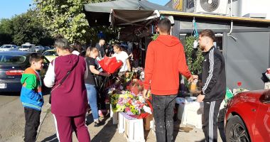 Galerie foto / Şcoala nr. 24 din Constanţa şi-a deschis porţile! Emoţii şi bucurie, în prima zi din noul an de învăţământ - 5