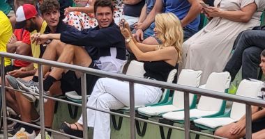 FOTO / Andreea Bălan, prezentă în tribune, la Mamaia! Artista îl susţine pe iubitul ei, tenismenul Victor Cornea - 2