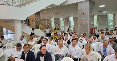 Galerie FOTO/VIDEO. AUR și-a lansat candidații pentru europarlamentare, la Constanța / LIVE TEXT - 5