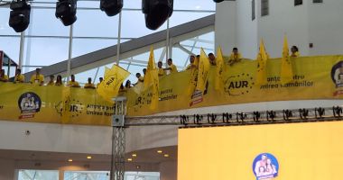 Galerie FOTO/VIDEO. AUR și-a lansat candidații pentru europarlamentare, la Constanța / LIVE TEXT - 3