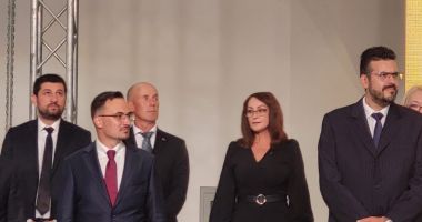 Galerie FOTO/VIDEO. AUR și-a lansat candidații pentru europarlamentare, la Constanța / LIVE TEXT - 13