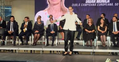 Galerie FOTO/VIDEO. AUR și-a lansat candidații pentru europarlamentare, la Constanța / LIVE TEXT - 17