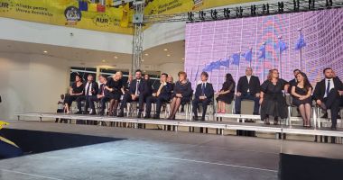 Galerie FOTO/VIDEO. AUR și-a lansat candidații pentru europarlamentare, la Constanța / LIVE TEXT - 27