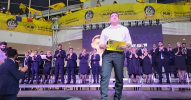 Galerie FOTO/VIDEO. AUR și-a lansat candidații pentru europarlamentare, la Constanța / LIVE TEXT - 29
