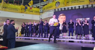 Galerie FOTO/VIDEO. AUR și-a lansat candidații pentru europarlamentare, la Constanța / LIVE TEXT - 28