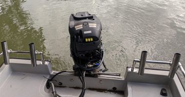 Stire din Eveniment : Motoare de barcă, ce erau căutate de autoritățile din Suedia, depistate de polițiștii Gărzii de Coastă