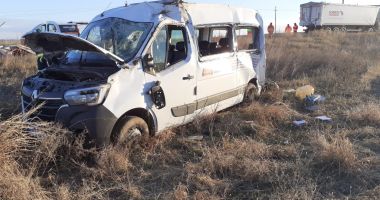 Constanţa. Foto / Accident la Hârșova, între un TIR și un microbuz cu opt persoane - 3