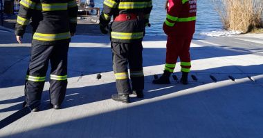 Au fost reluate căutările celor doi tineri dispăruţi pe Lacul Siutghiol - 2
