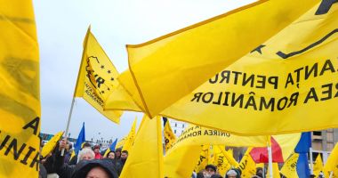 FOTO/VIDEO. Ovidiu Cupșa, candidat oficial la Primăria Constanța, din partea AUR: "Dumnezeu să apere acest oraș" - 8
