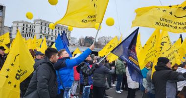 FOTO/VIDEO. Ovidiu Cupșa, candidat oficial la Primăria Constanța, din partea AUR: "Dumnezeu să apere acest oraș" - 10
