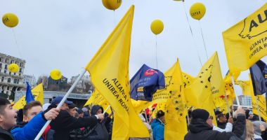 FOTO/VIDEO. Ovidiu Cupșa, candidat oficial la Primăria Constanța, din partea AUR: "Dumnezeu să apere acest oraș" - 9