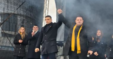 FOTO/VIDEO. Ovidiu Cupșa, candidat oficial la Primăria Constanța, din partea AUR: "Dumnezeu să apere acest oraș" - 16