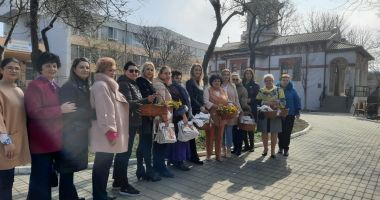 Stire din Politică-Administrație : Senioarele Căminului pentru Persoane Vârstnice din Constanța, vizitate de femeile social-democrate