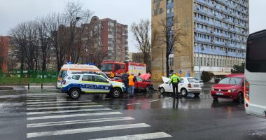 Galerie FOTO. Accident rutier la Constanţa, între două maşini. O victimă! - 2