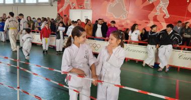 FOTO / Eveniment sportiv important de karate la Ovidiu. Sunt peste 230 de participanți veniți de la 13 cluburi din România! - 4