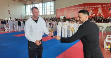 FOTO / Eveniment sportiv important de karate la Ovidiu. Sunt peste 230 de participanți veniți de la 13 cluburi din România! - 9