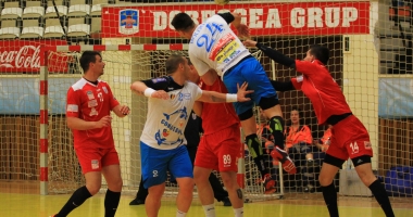 Stire din Sport : Galerie foto. HC Dobrogea Sud Constanța, victorie cu HC Buzău 2012