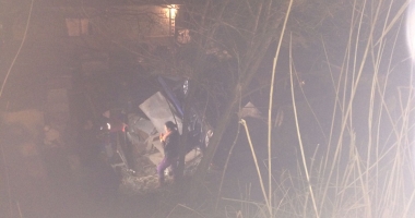 Galerie Foto-Video / GRAV ACCIDENT RUTIER LA CONSTANȚA. Un șofer A SĂRIT cu mașina de pe Podul IPMC, peste O CASĂ - UPDATE - 6