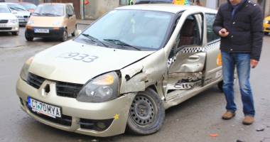Galerie FOTO. Accident rutier în centrul Constanței - 6