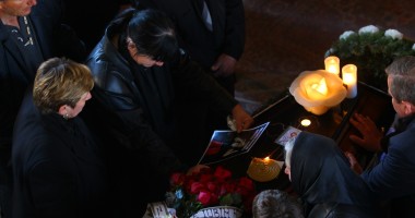 IMAGINI CUTREMURĂTOARE - Fetele moarte în incendiul de la Beirut, conduse pe ultimul drum - 34