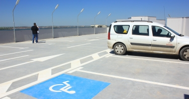 Galerie foto. Primarul interimar Decebal Făgădău a inaugurat parcarea supraetajată din Mamaia - 3