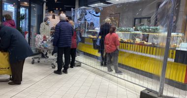 Stire din Social : Galerie foto. „Zidul Berlinului”, într-un supermarket din Constanţa