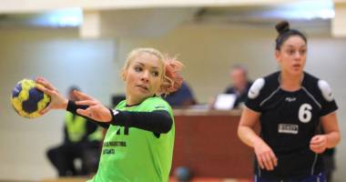 Stire din Sport : Galerie foto. Handbal feminin: CSU Neptun a obținut a doua victorie din campionat