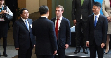 Xi Jinping le dă asigurări lui Mark Zuckerberg și Tim Cook că țara sa va rămâne 'deschisă' - 3