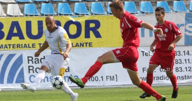 Fotbal / FC Farul - Delta Tulcea 3-0 / Galerie foto - 2
