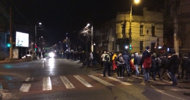 GALERIE FOTO-VIDEO / PROTESTE DE AMPLOARE la Constanța: "PSD, ciuma roșie!" - 9