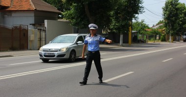 Stire din Eveniment : ATENȚIE ȘOFERI! Unde acționează AZI polițiștii de la RUTIERĂ