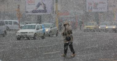 Galerie foto și video. Iarna nu se lasă dusă! A nins ca în povești, la CONSTANȚA - 3