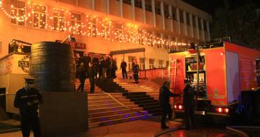 Galerie FOTO și VIDEO.  INCENDIU LA CASA DE CULTURĂ DIN CONSTANȚA. LOCALUL "CULTURE PUB", ÎN FLĂCĂRI. DOUĂ VICTIME! - 20