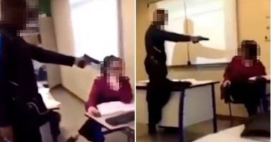 Stire din Actualitate : Un elev își amenință profesoara cu pistolul: "Mă treci prezent"