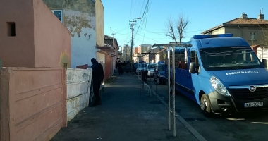GALERIE FOTO / DESCINDERI ÎN CENTRUL CONSTANȚEI. ZECI DE JANDARMI ȘI POLIȚIȘTI SUNT MOBILIZAȚI