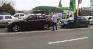 Galerie foto. Accident rutier în zona Tomis 3 din Constanța - 3