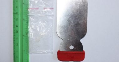 Stire din Eveniment : Tineri prinși cu droguri de jandarmi, în triajul Valu lui Traian