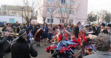Polițiștii constănțeni, prezenți la Festivalul Național al Datinilor Străvechi - 2