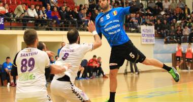 Stire din Sport : Cupa României handbal masculin: HCM Constanța, înfrântă pe teren propriu de Poli Timișoara / GALERIE FOTO