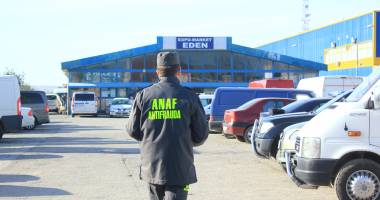 GALERIE FOTO. ANAF A LUAT CU ASALT EN-GROS-URILE DIN CONSTANȚA - 10