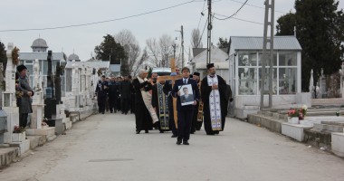 Unul dintre cei mai buni polițiști din Constanța, înmormântat cu onoruri militare / GALERIE FOTO - 5