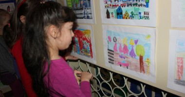 143 de desene pe teme rutiere au fost jurizate  la Grădinița "Perluțele Mării" - 5