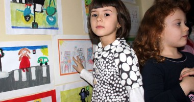 143 de desene pe teme rutiere au fost jurizate  la Grădinița "Perluțele Mării" - 6
