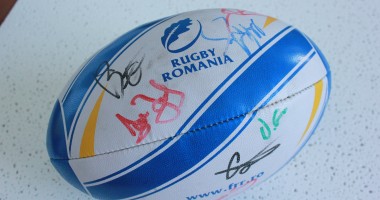 CONCURS! Câștigă O MINGE CU SEMNĂTURI sau un tricou oficial al NAȚIONALEI DE RUGBY - 2
