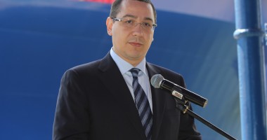 Premierul Victor Ponta și doi miniștri  au dat strălucire botezului navei "Histria Ambra" - 7