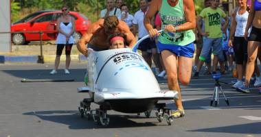 GALERIE FOTO / Bob: Iată cine sunt câștigătorii primei ediții a Campionatului de împins bobul pe rotile – Cupa Brick - 5