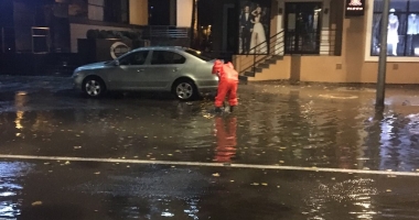 Galerie foto / Furtuna de noaptea trecută a măturat Constanța. Ce zone au fost cele mai afectate - 4