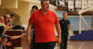 Stire din Sport : Handbal / Ion Crăciun, despre prima etapă în Liga Națională: "Ne vom apăra șansele până în minutul 60"
